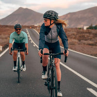 Café du Cycliste Petra Women's Superlight Windjacket Radjacke Peacock Blue