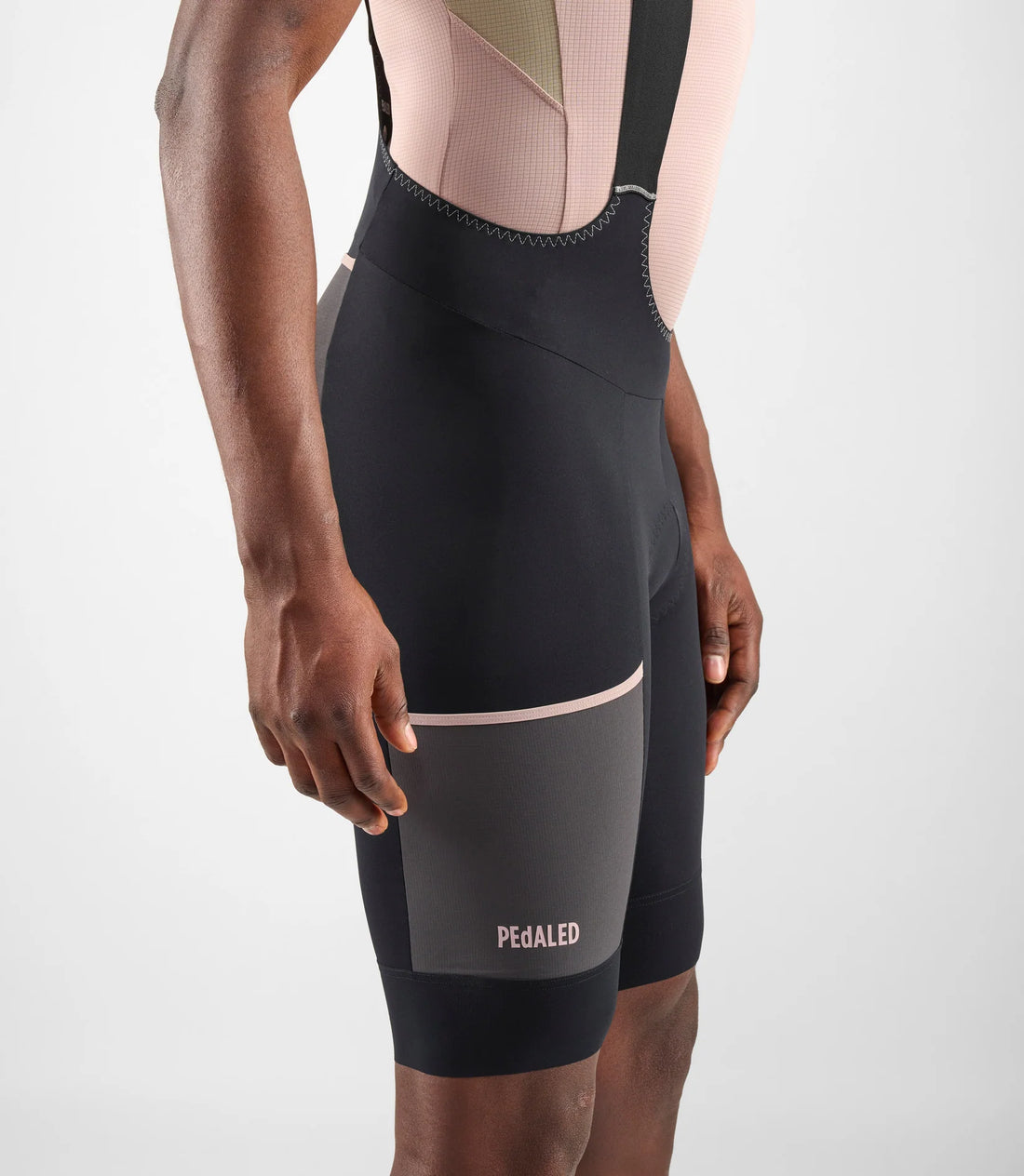 Pedaled Odyssey Bib Shorts Trägerhose Black