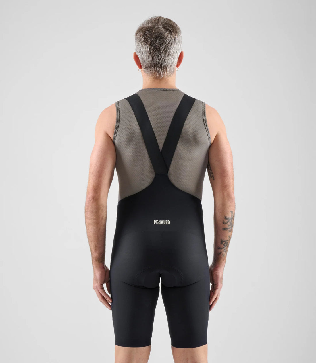 Pedaled Element Lightweight Bib Shorts Trägerhose Black