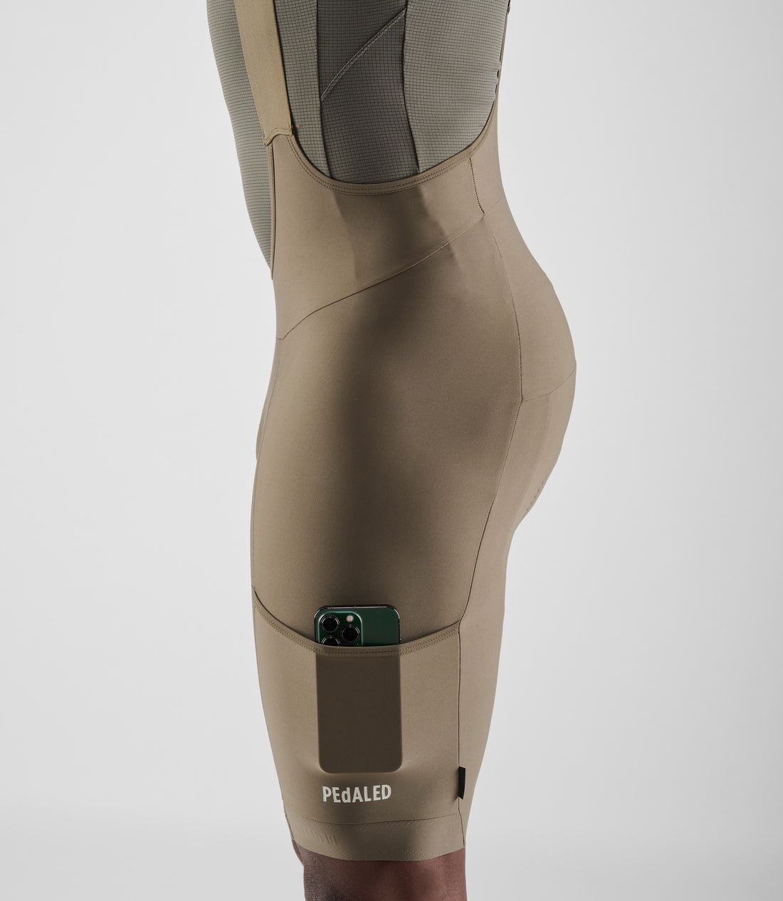 Pedaled Odyssey Training Bib Shorts Trägerhose Military Green