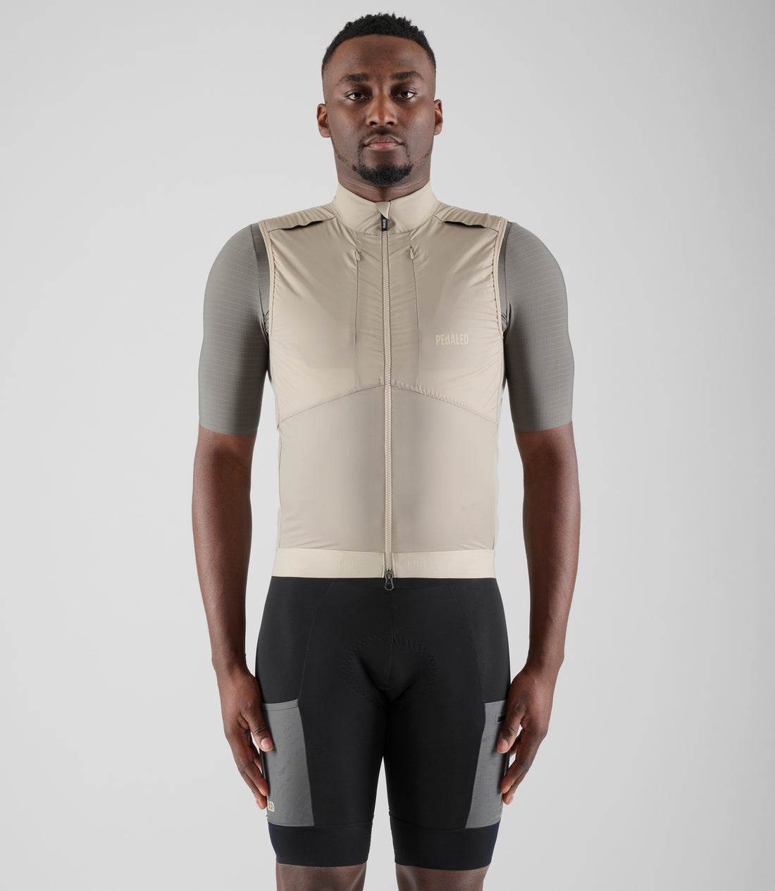 Pedaled Odyssey Insulated Vest Thermo Weste Beige