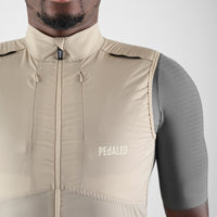 Pedaled Odyssey Insulated Vest Thermo Weste Beige