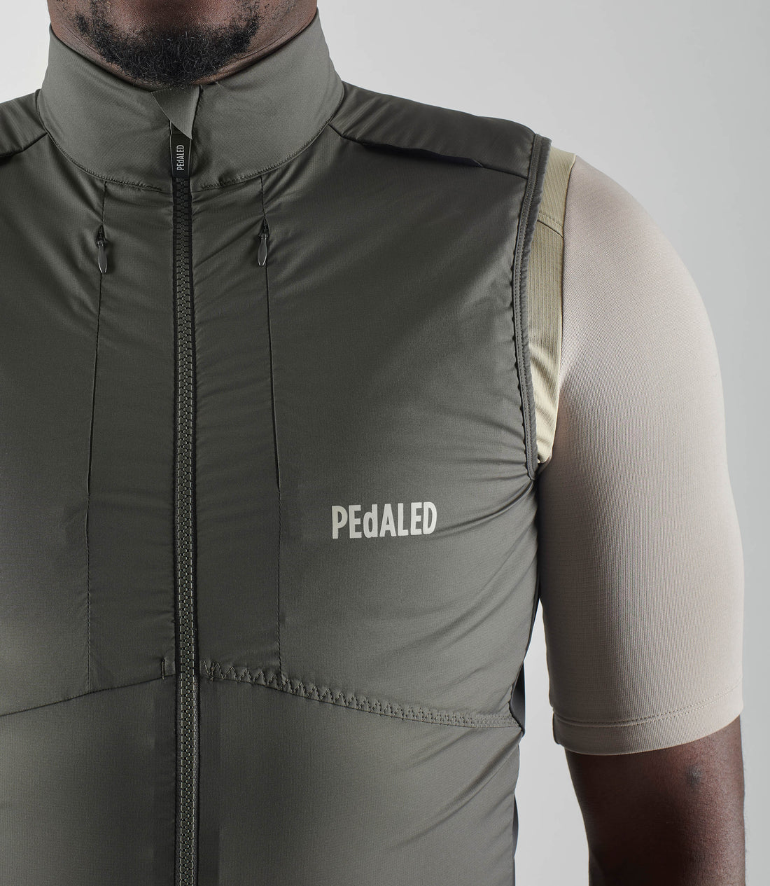 Pedaled Odyssey Insulated Vest Thermo Weste Dark Grey