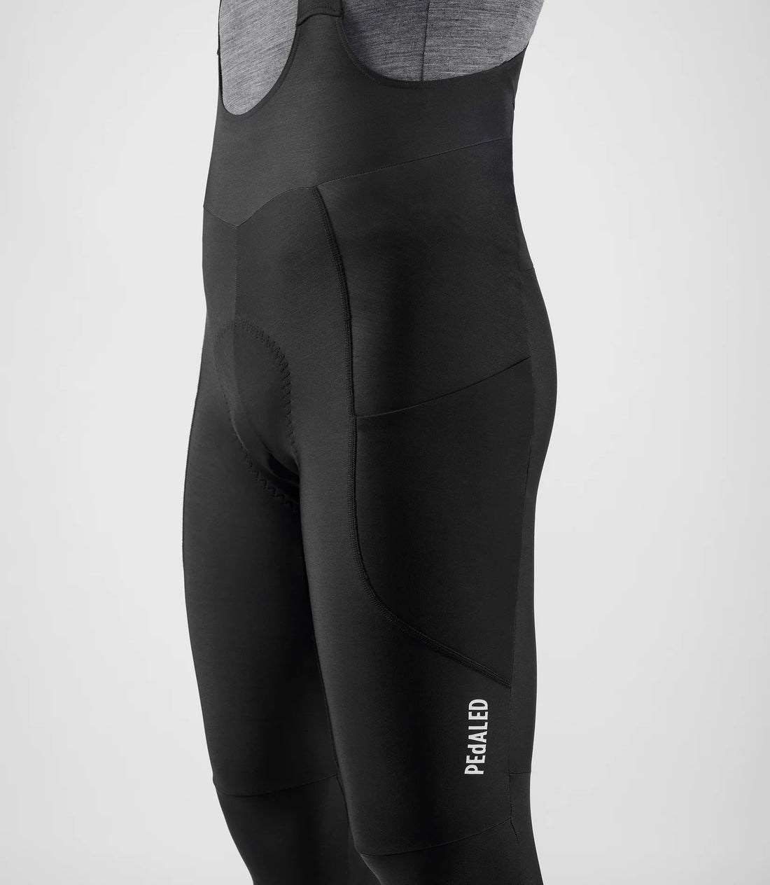 Pedaled Element Tight Thermo Trägerhose Black