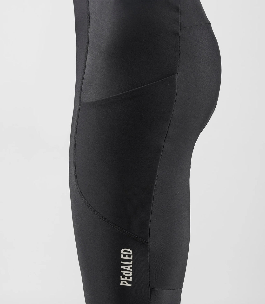Pedaled Element Tight Thermo Trägerhose Black