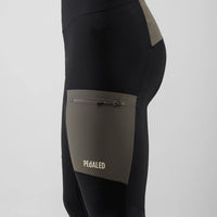 Pedaled Odyssey Tight Thermo Trägerhose Black