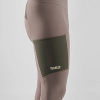 Pedaled Odyssey Tight Thermo Trägerhose Light Grey