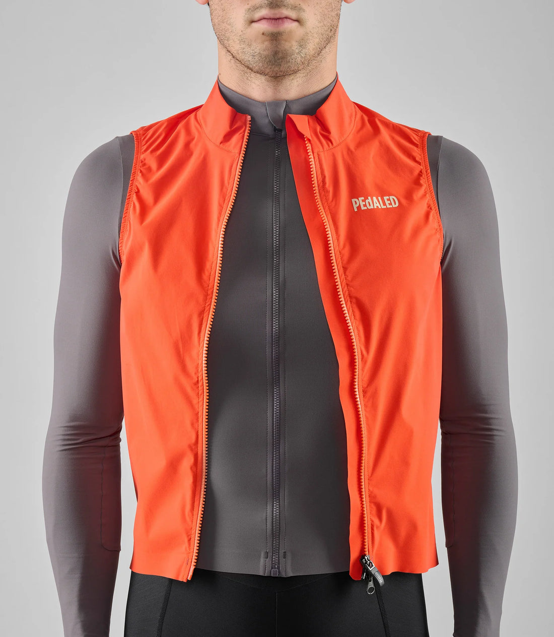Pedaled Element Waterproof Vest Wasserdichte Weste Orange