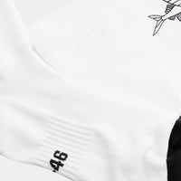 Café du Cycliste Aero Socks Aero Radsocken Flying Fish White