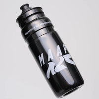 Maap Alt_Road™ Bottle Large Water Bottle 765 ml Trinkflasche Black/Silver