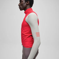Maap Men's Atmos Vest Regenweste Carmine