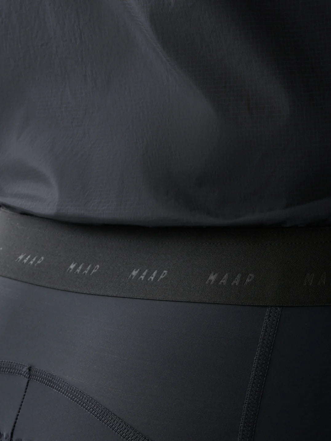 Maap Women's Flow Insulated Jacket Windjacke Jet Black