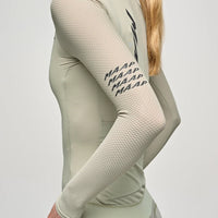 Maap Women's Emerge LS Jersey Radtrikot langarm Quicksand