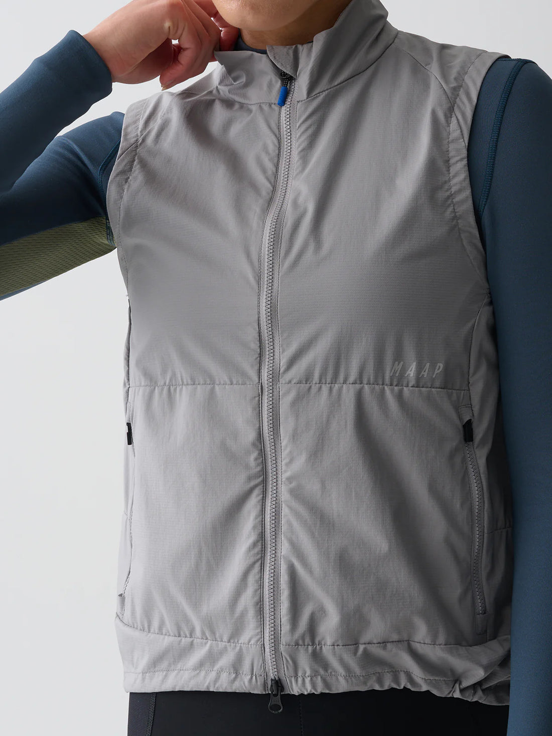 Maap Women's Alt_Road™ Wind Vest Weste Zinc