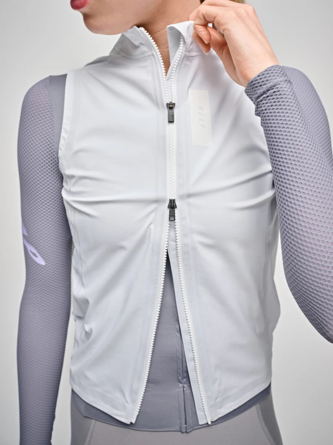 Maap Women's Atmos Vest Regenweste White
