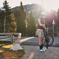 Café du Cycliste Petra Women's Superlight Gilet Windweste Fuchsia