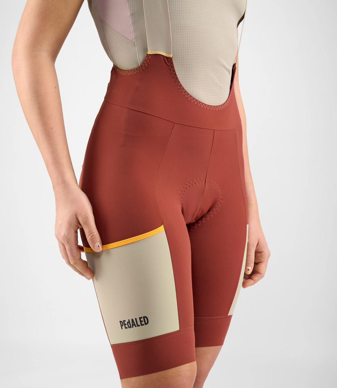 Pedaled Odyssey Women's Bib Shorts Trägerhose Dark Red