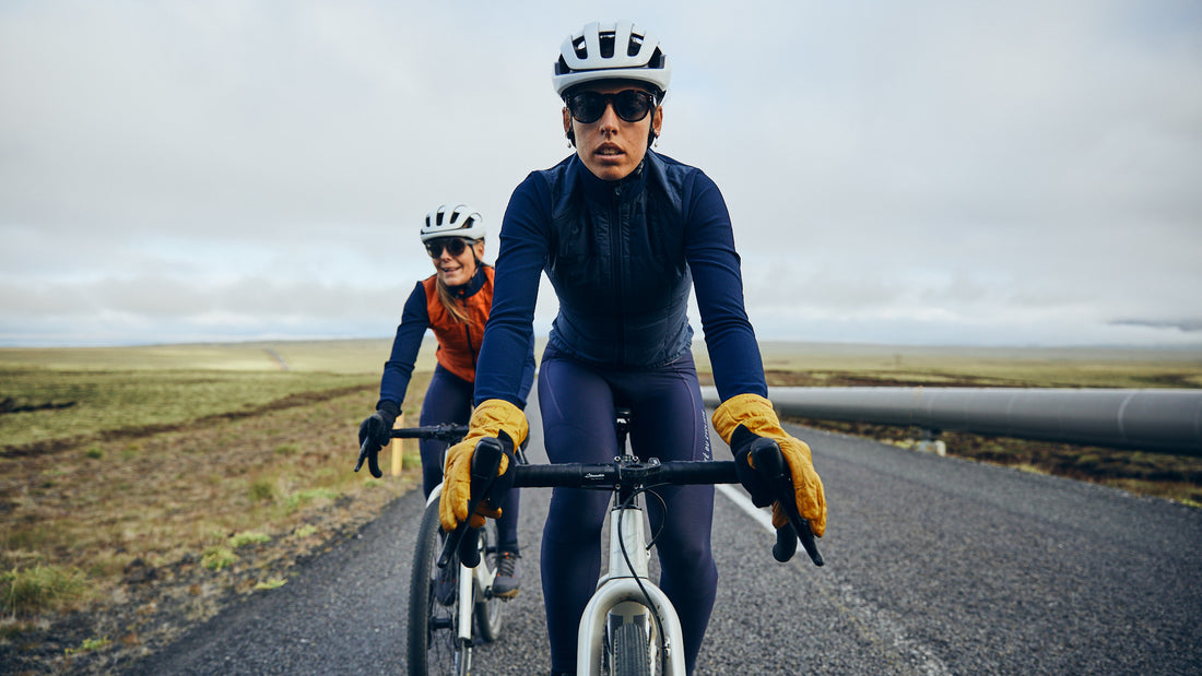 Café du Cycliste Leonie Women's Insulated Cycling Jacked Winter Fahrradjacke Navy