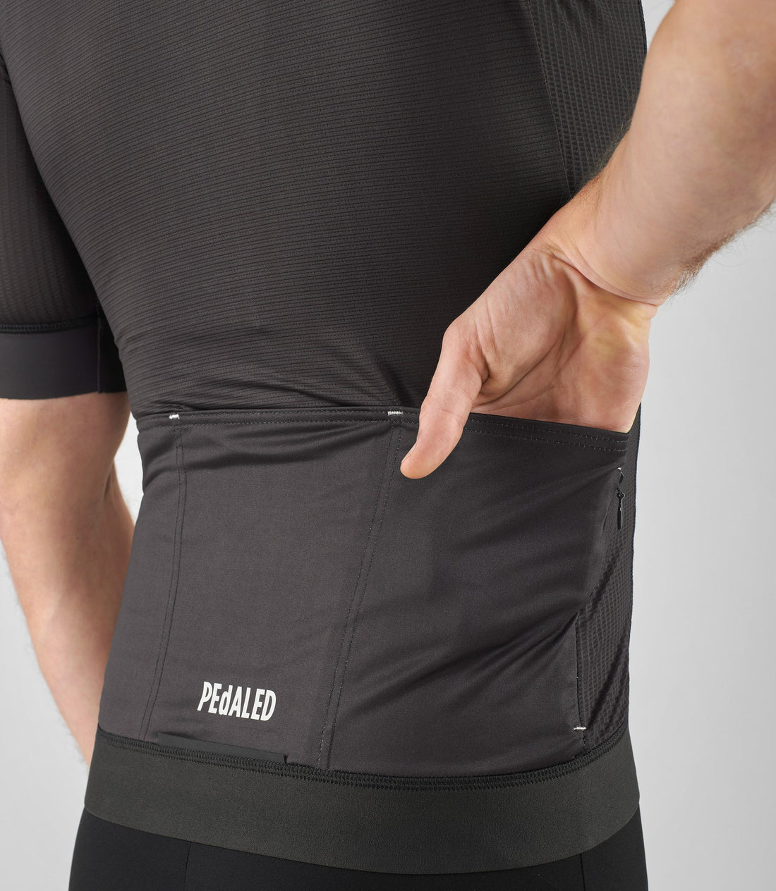 Pedaled Element Mesh Jersey Radtrikot Charcoal Gray