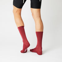Calzini Classici Incrociati con le dita Calzini da ciclismo Merlot