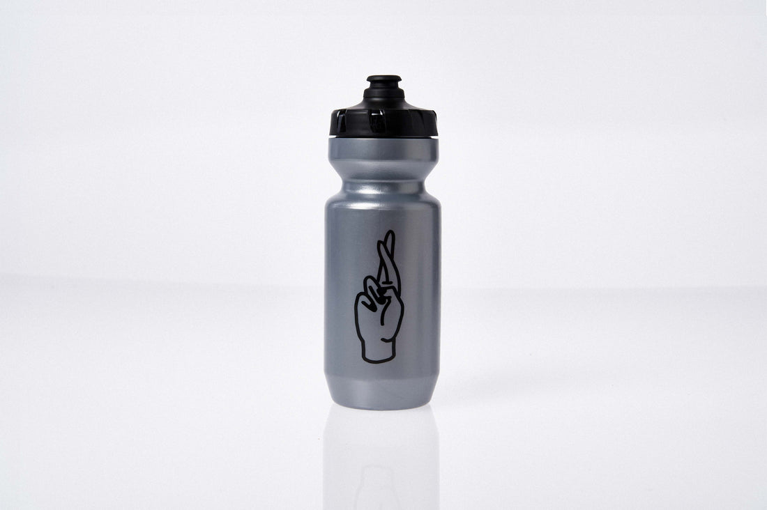 Gourde 650ml Bidon Croisé Doigts Argent
