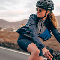 Café du Cycliste Angeline Maglia da ciclismo ultraleggera da uomo Sequoia Dark Sea