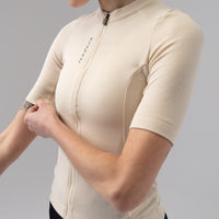 Isadore Debut Merino Women's Jersey Radtrikot Parchment