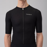 Isadore Debut Jersey Radtrikot Black