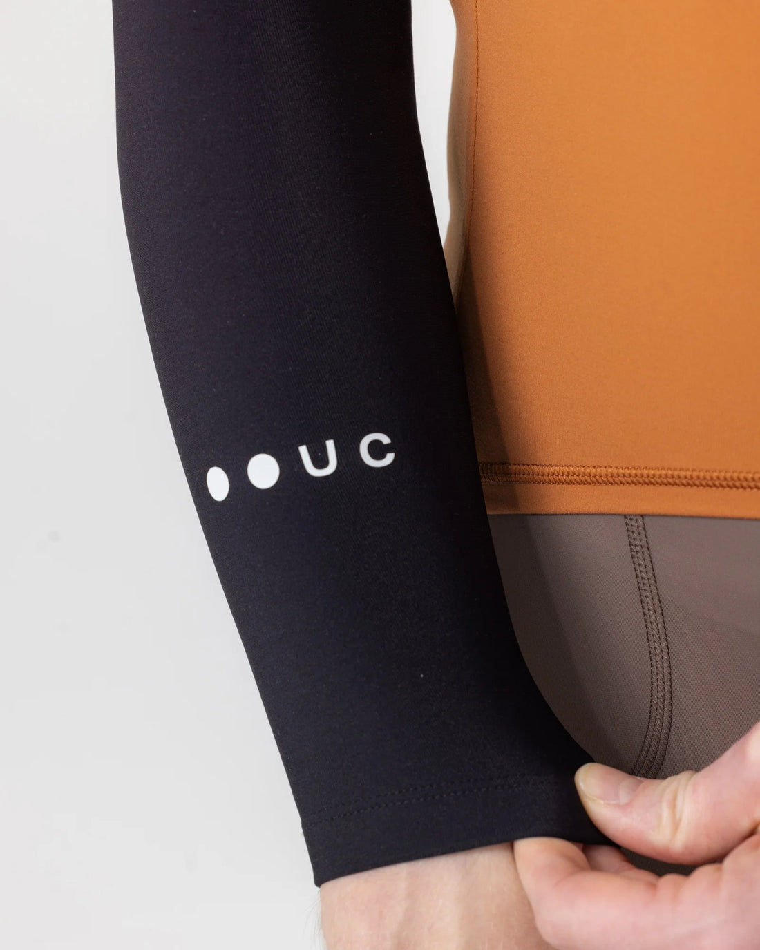 Universal Colours Arm Warmers Armlinge Black