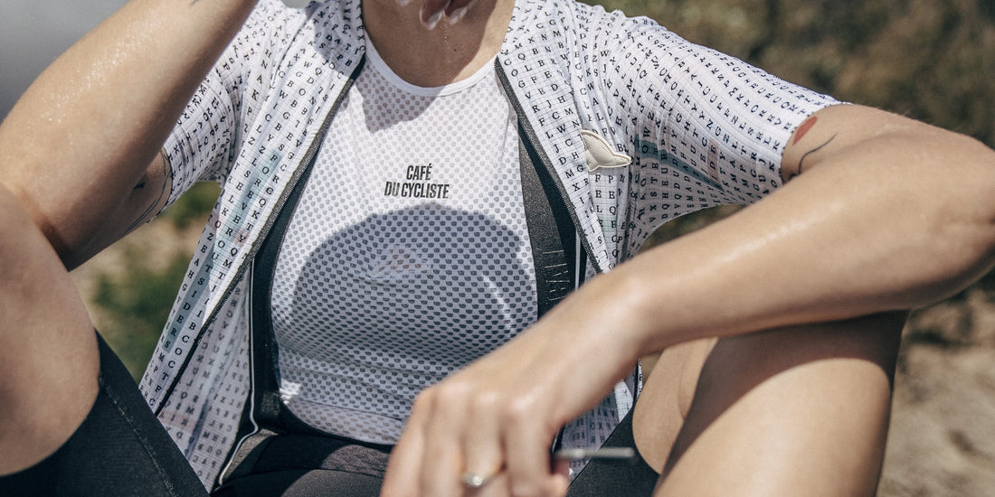 Café du Cycliste Women's Liliane Superlight Base Layer ärmellos White