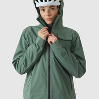 Café du Cycliste Alizee Unisex Rain Jacket Regenjacke Scots Pine