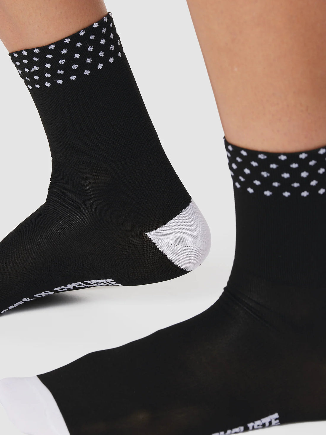 Café du Cycliste Dotted Socks Radsocken Black