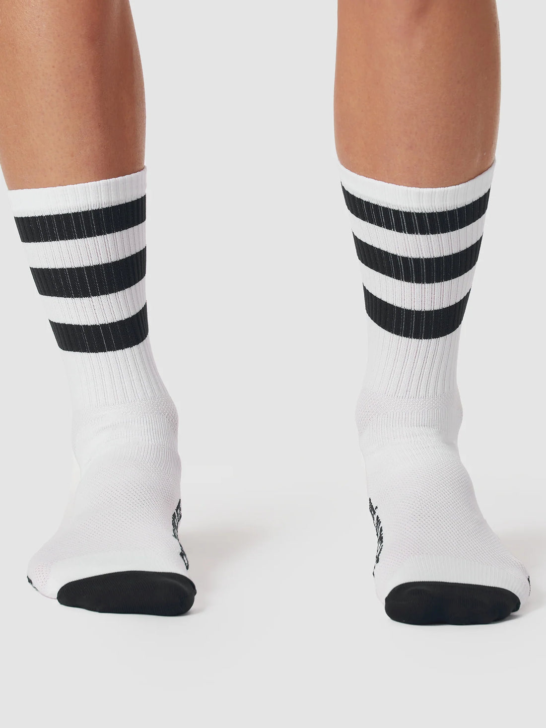 Café du Cycliste Skate Socks Radsocken White / Black