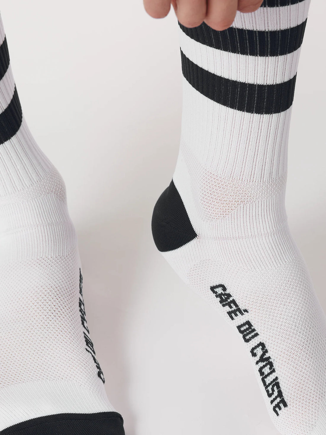 Café du Cycliste Skate Socks Radsocken White / Black