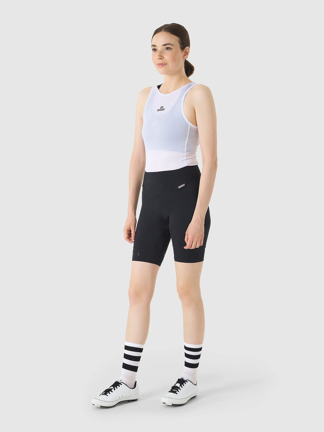 Pantaloncini con bretelle Release Café du Cycliste Sophie da donna neri
