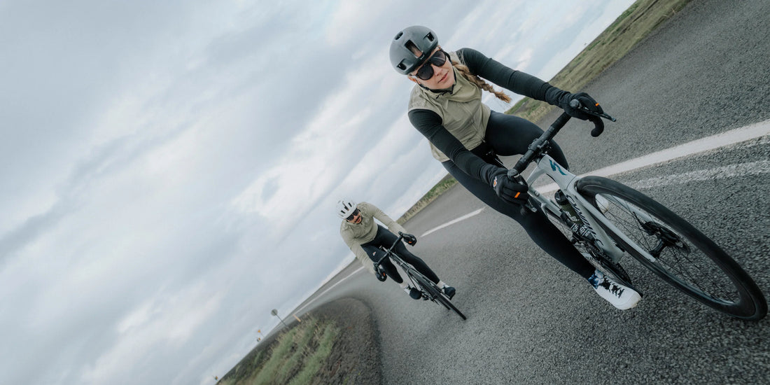 Café du Cycliste Edith Women's Cycling Gilet Windweste Puddle