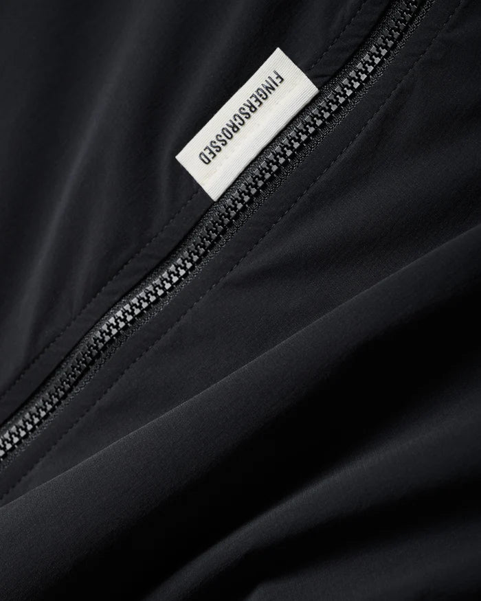 Fingercrossed Road Wind Jacket Insulated Women Wind Fahrradjacke Black