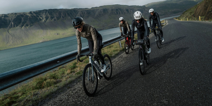 Café du Cycliste Lise Women's Insulated Jacket Fahrradjacke Black