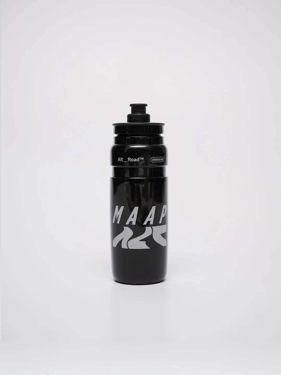 Maap Alt_Road™ Bottle Large Water Bottle 765 ml Trinkflasche Black/Silver