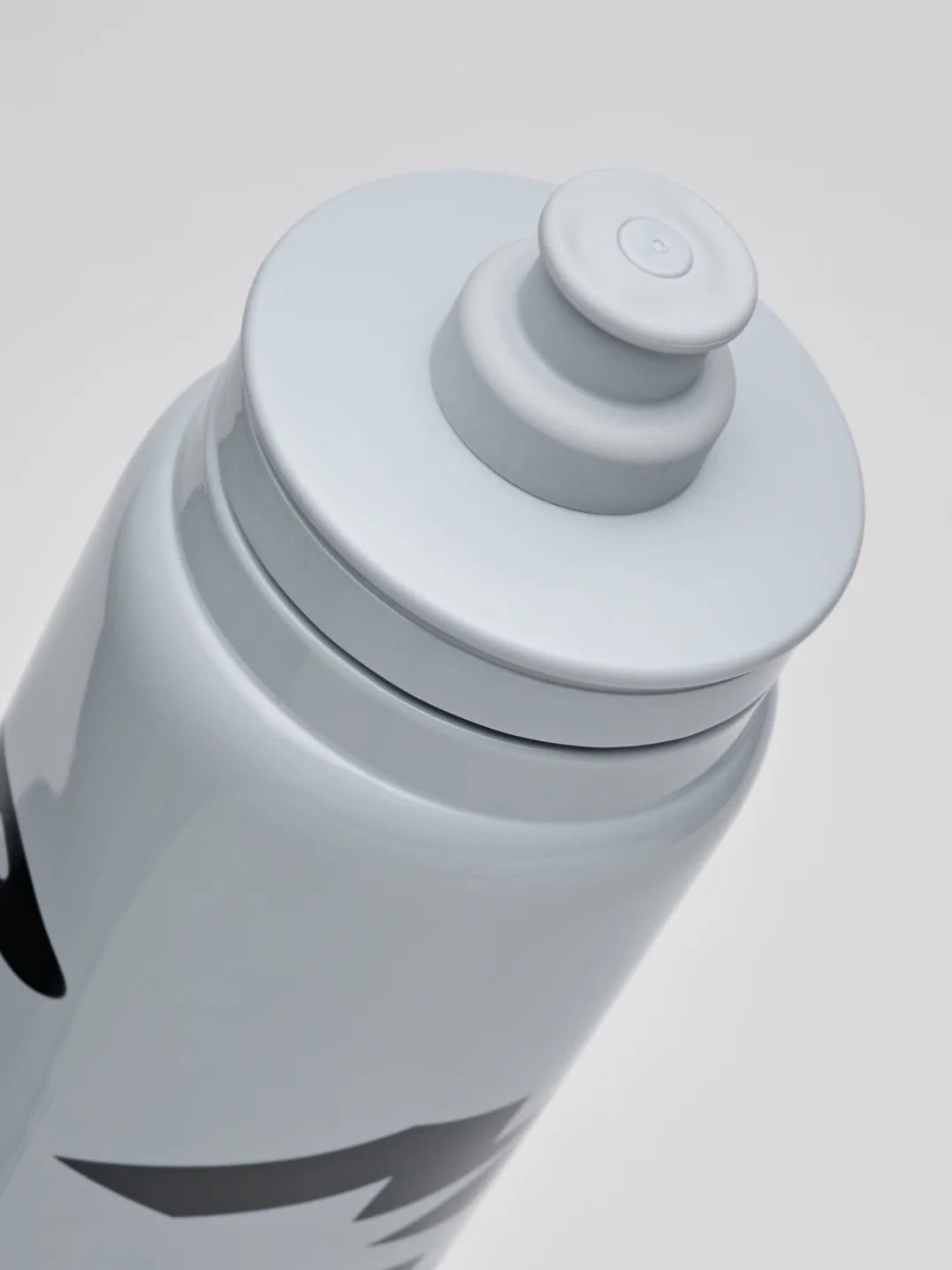 Maap Emerge Bottle Water Bottle 550 ml Trinkflasche Greystone/Black