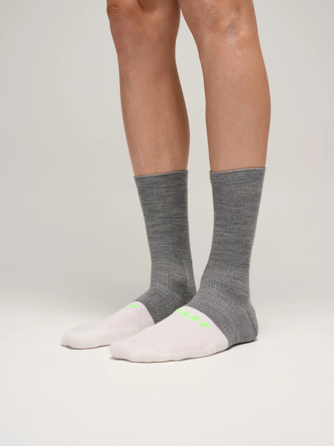 Maap Division Merino Sock Merino Radsocken Graystone