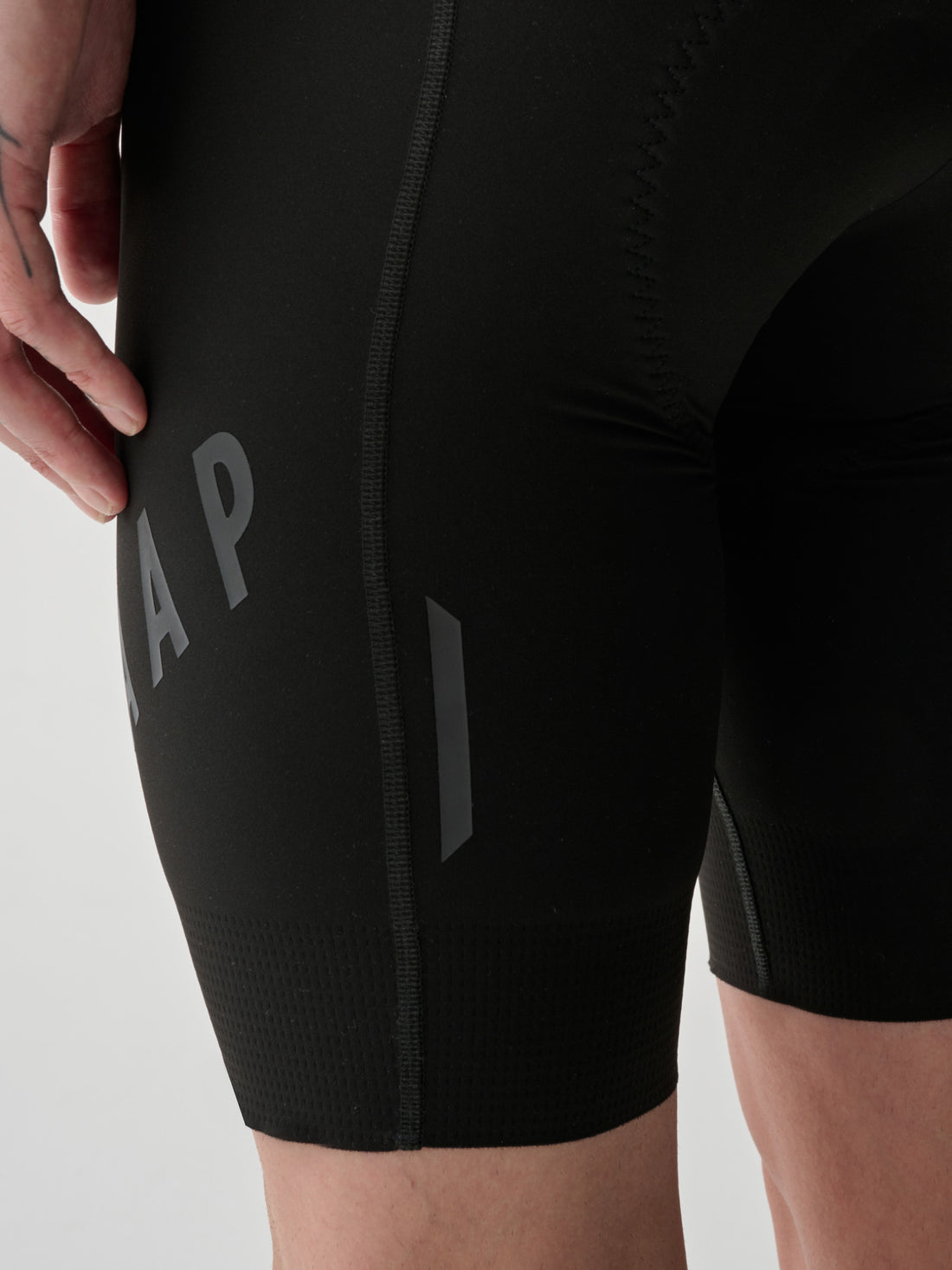 Maap Men's Aeon Bib Short Trägerhose Black/White