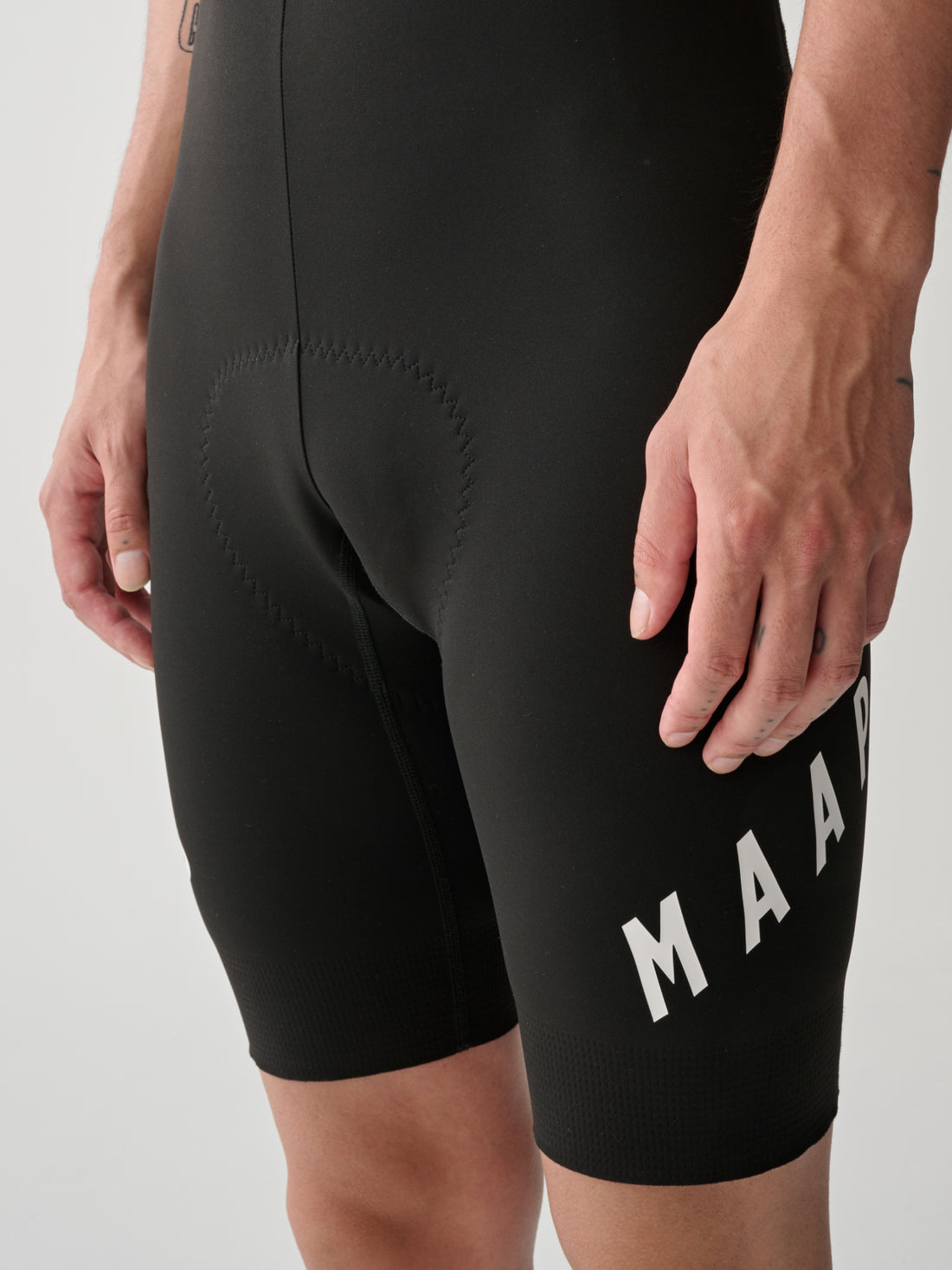 Maap Men's Aeon Bib Short Trägerhose Black/White