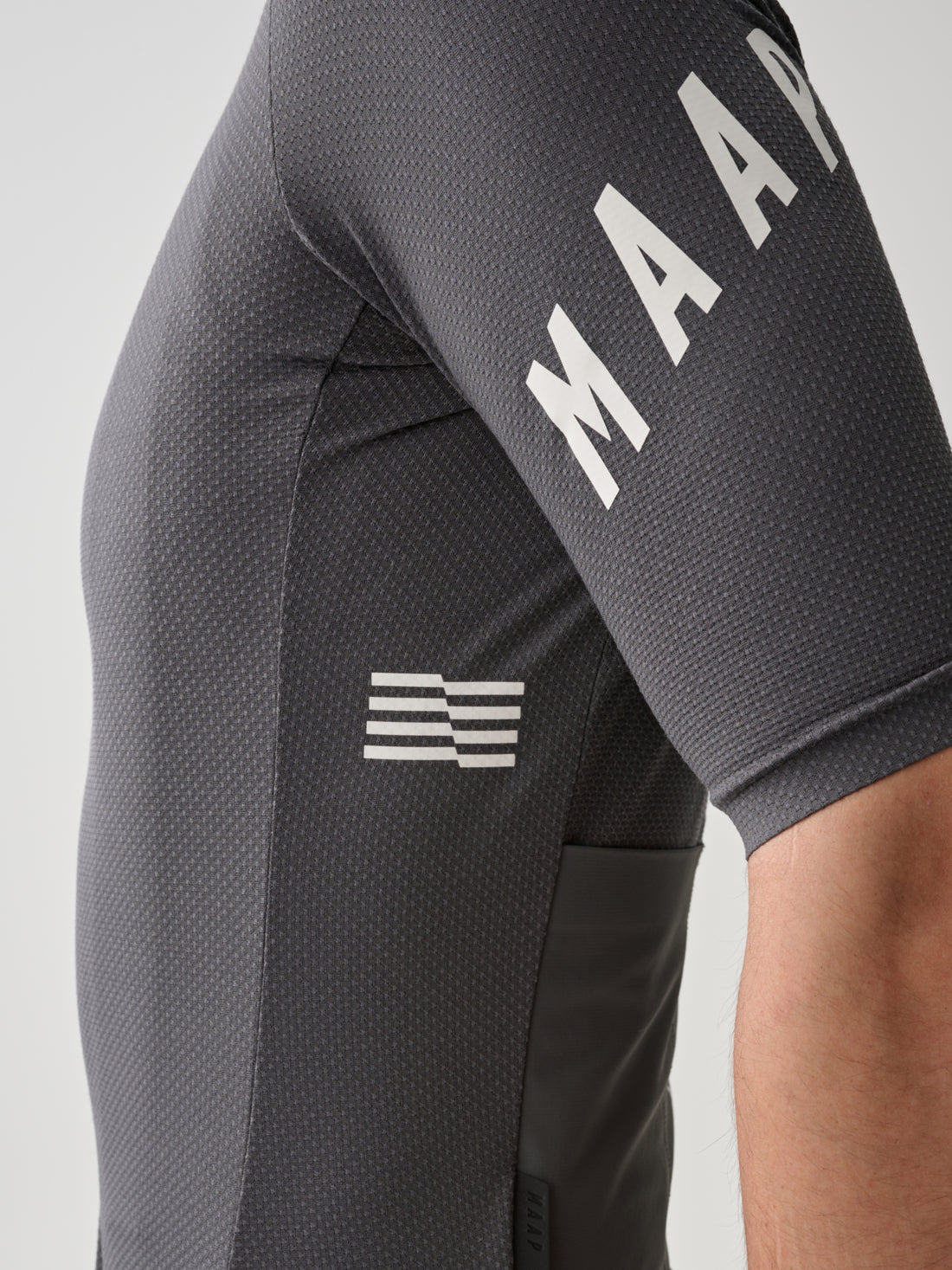 Maap Men's Aeon Jersey Radtrikot Asphalt