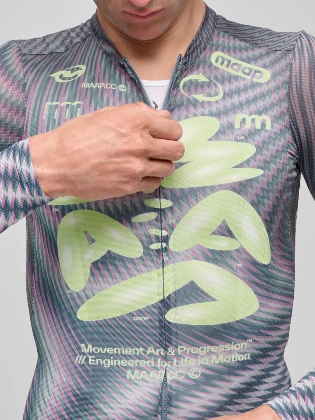 Maap Men's Spectrum Pro Air LS Jersey 3.0 Radtrikot Hologram