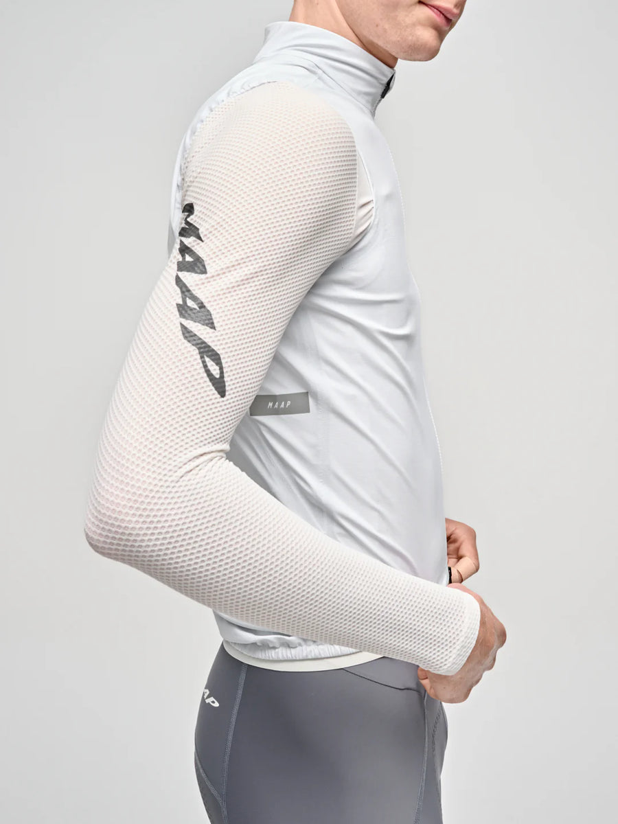 Maap Men's Atmos Vest Regenweste White