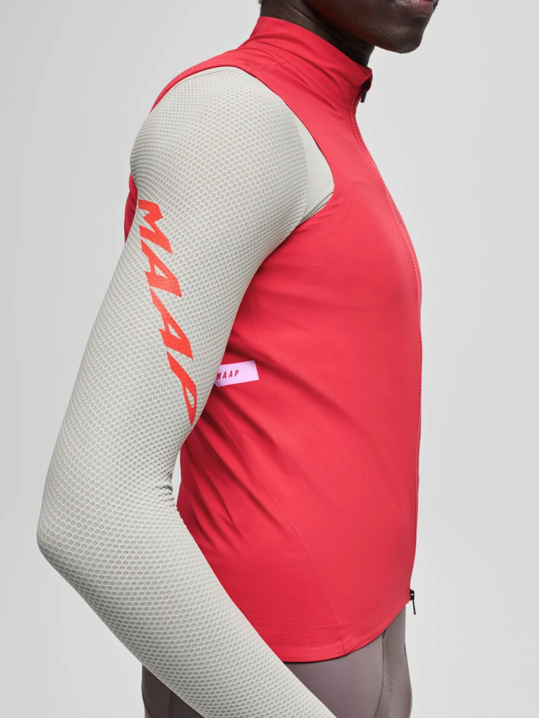 Maap Men's Atmos Vest Regenweste Carmine