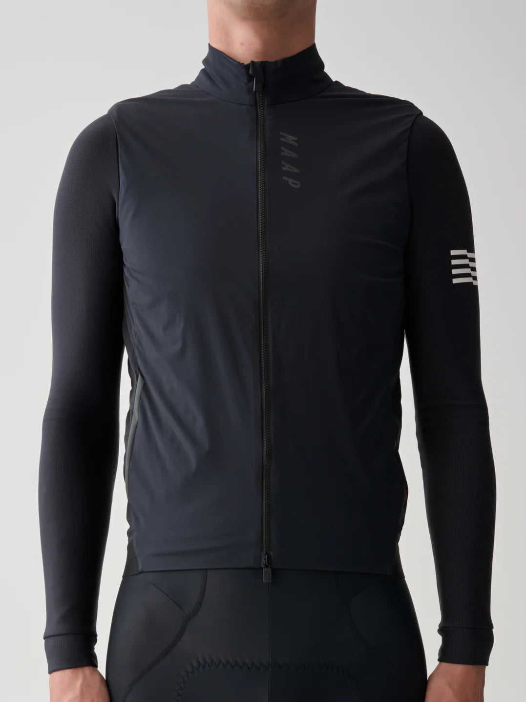 Maap Men's Flow Insulated Vest Windweste Jet Black