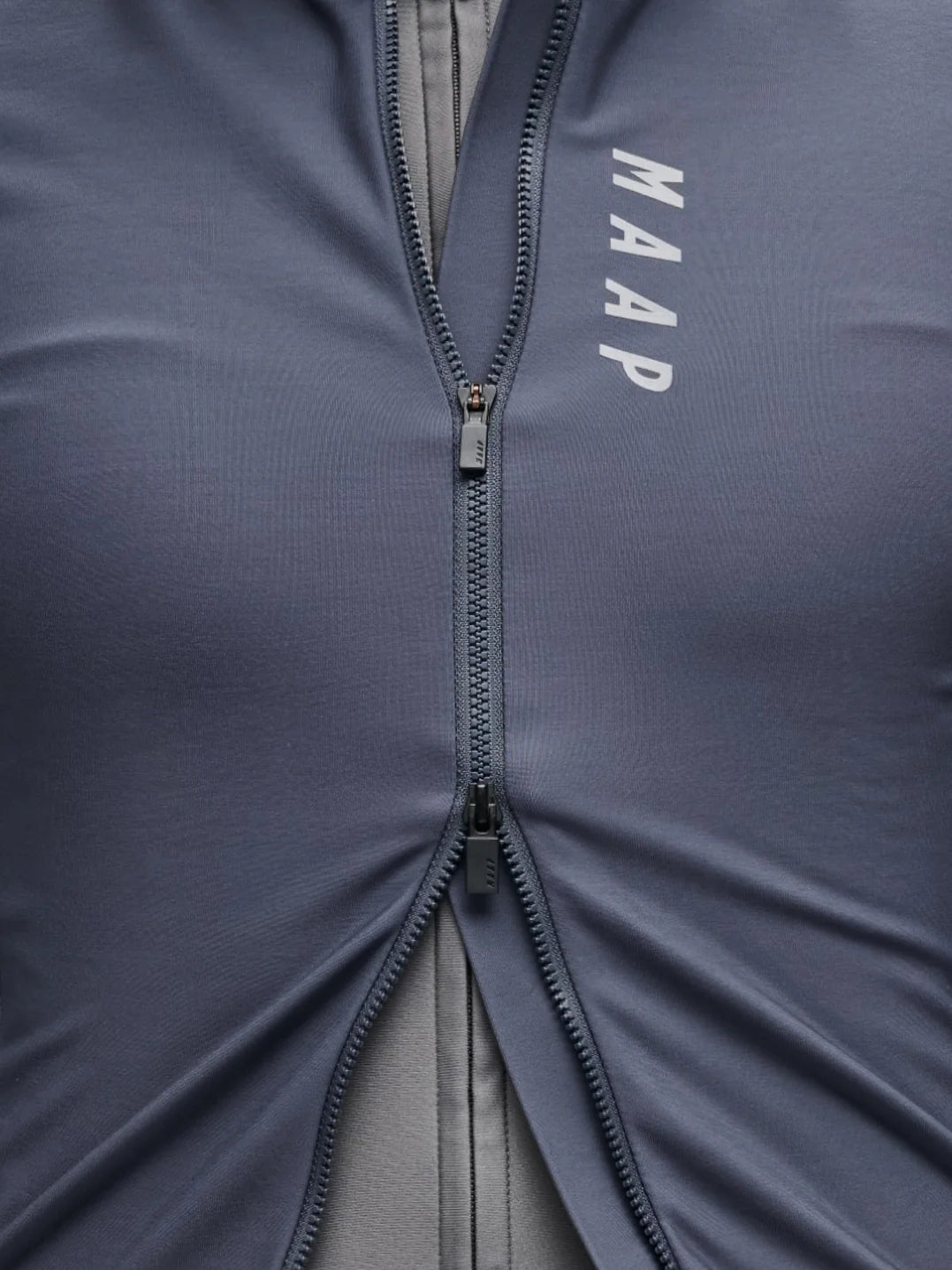 Maap Men's Team Thermal Vest Gilet Carbon Blue