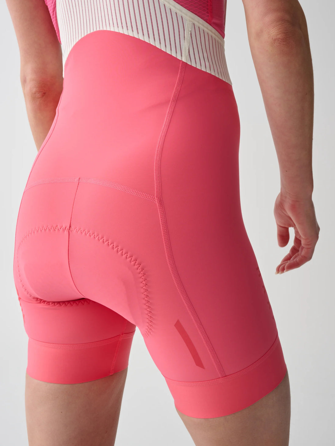 Maap Women’s Short Team Bib Evo Radhose Vivid Pink